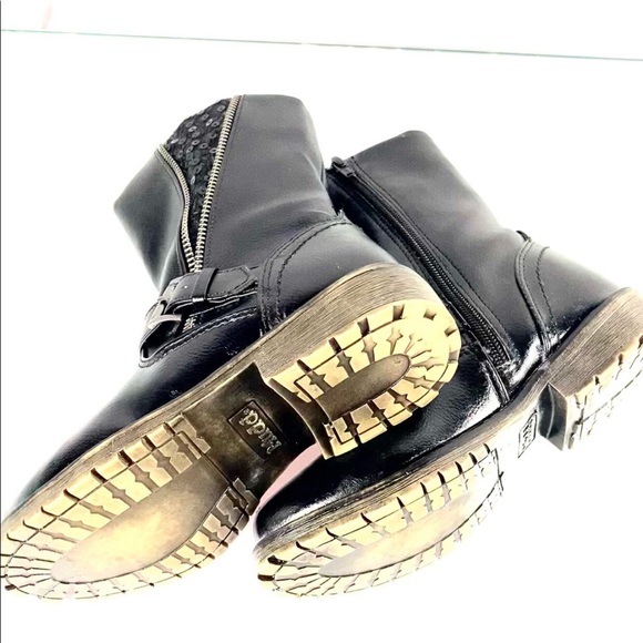 Mudd Little Girls Ankle Boots - Picture 9 of 10